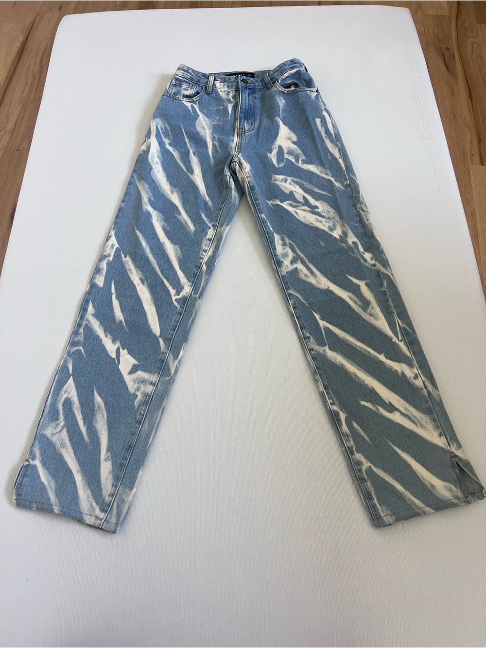Bleached Light Blue Straight-Leg women’s Jeans - Casual Style